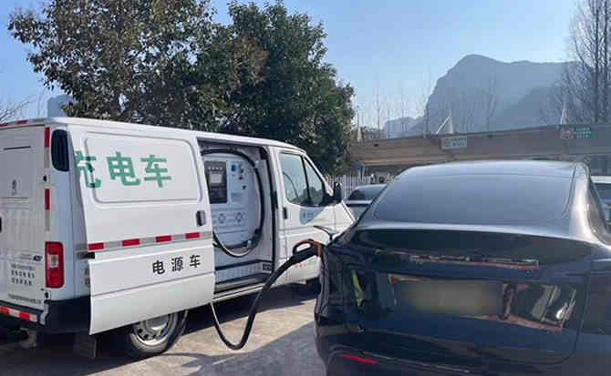 密山汽车搭电